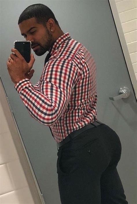 spenzoturnup|Bulky ass black gets oiled up and banged fine.